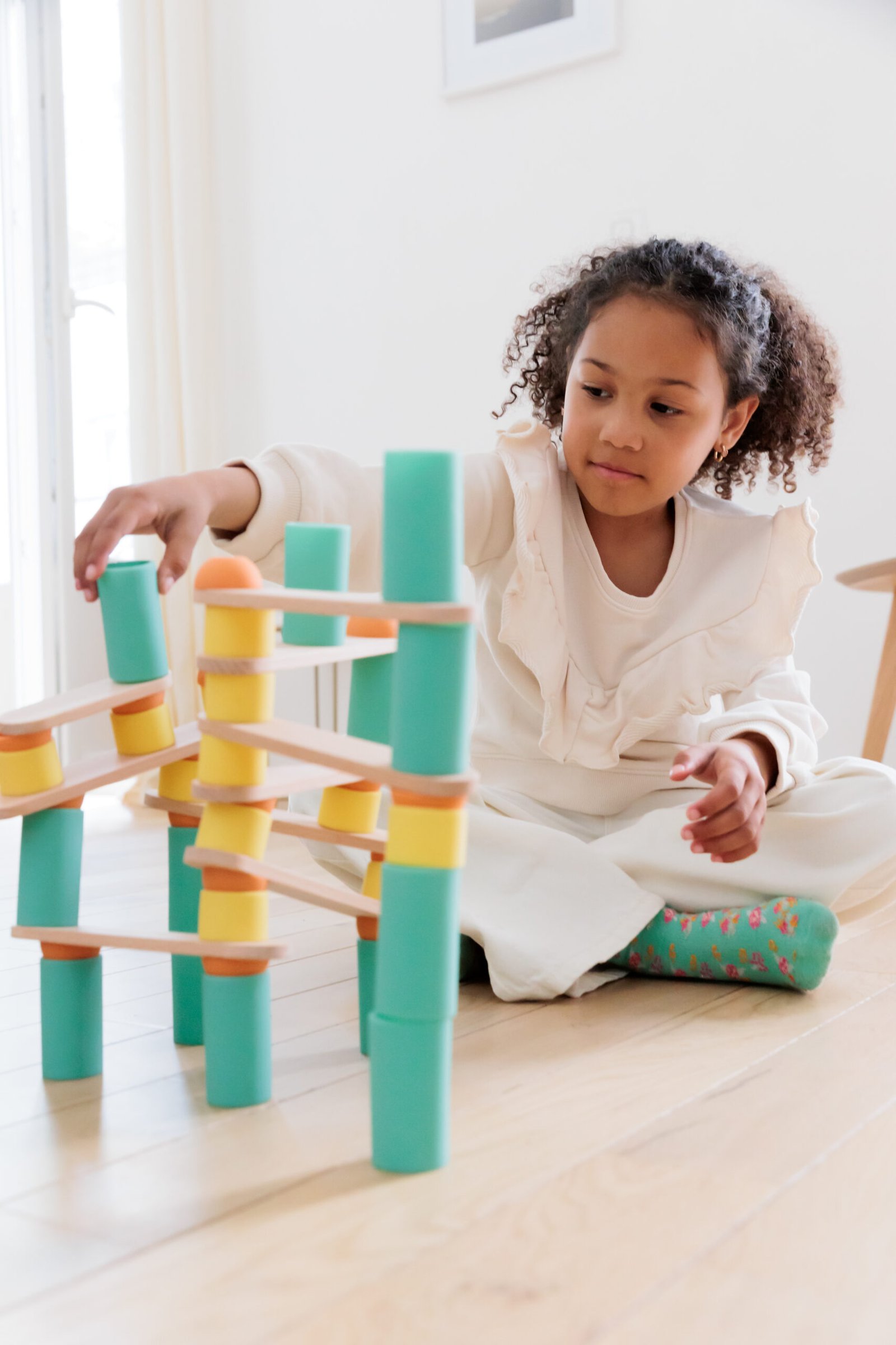 Building a tower bridge with OPPI STIX joints and planks